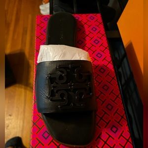 Tory Burch Size 9 black slide sandals